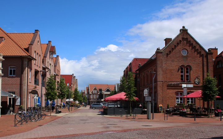 Kleinstadt im Emsland mit historischen Gebäuden