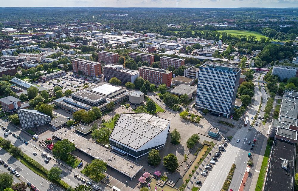 Luftaufnahme des oberen Teil der CAU Kiel. Olshausenstraße, Ecke Westring
